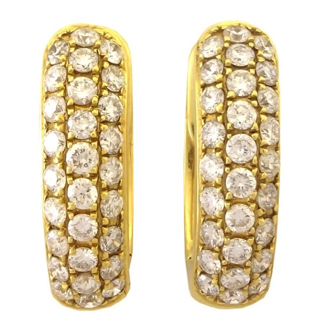 Boucles d’oreilles en or jaune et diamants de 0.78 carat
