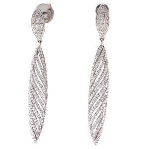 1.14 Carats 18K White Gold Hanging Diamond Earrings