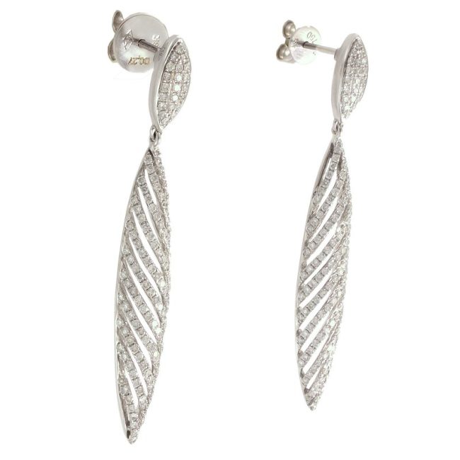 1.14 Carats 18K White Gold Hanging Diamond Earrings