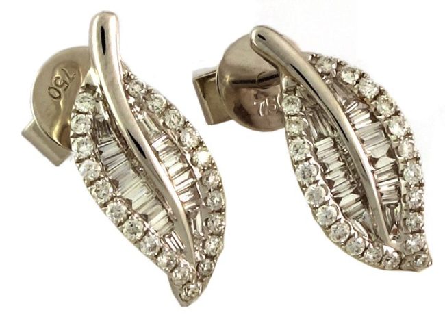 Boucles d’oreilles en or blanc et diamants de 0.29 carat