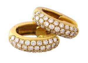 0.78 Carats 18K Yellow Gold Latch Back Diamond Earrings