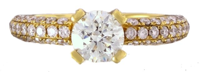 Anillo de diamantes de oro amarillo de 1.23 quilates