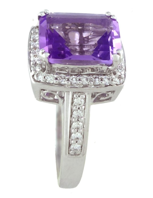 0.33 Carats White Gold Amethyst Diamond Ring