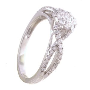 Anillo de oro blanco con diamantes