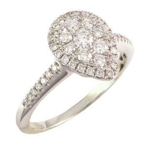 Anillo de diamantes de oro blanco de 0.46 quilates