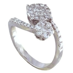 Bague en or blanc avec diamants de 0.78 carats