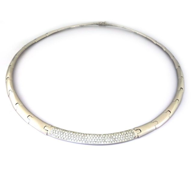 Collar de diamantes de oro blanco de 1.67 quilates