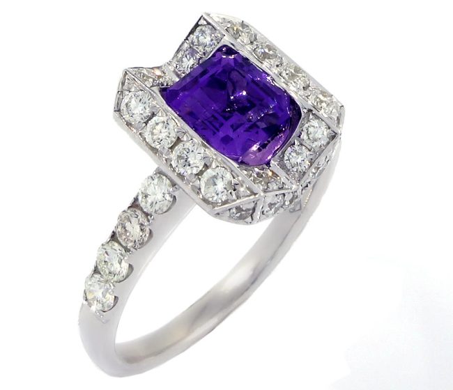 White Gold Diamond Ring With Amethyst