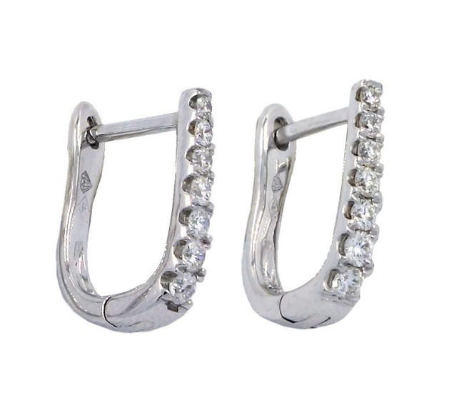 Pendientes de diamantes de oro blanco de 0.24 quilates