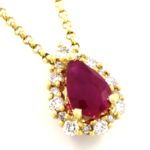 0.64 Carat Ruby 0.17 Ct Yellow Gold Diamond Necklace