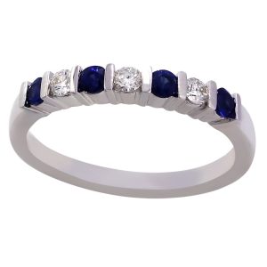 0.24 Cts Sapphire 0.13 Cts White Gold Diamond Ring