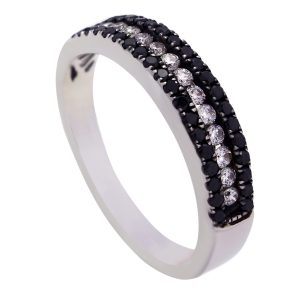 18K White Gold Black/White Diamond Ring