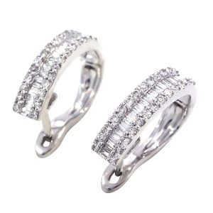 Boucles d’oreilles en or blanc et diamants de 0.46 carat